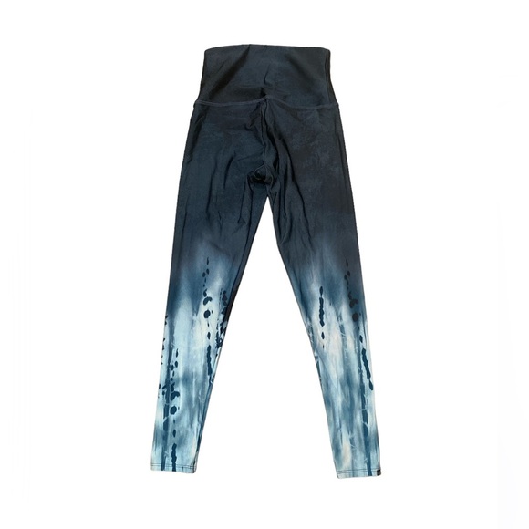Onzie Graphic Tie Dye High Rise Midi Yoga Leggings Ombré Blue Size S - Picture 2 of 6